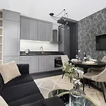 Aleja Architektow By Renters Appartement