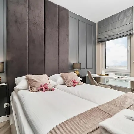 Διαμέρισμα Aleja Architektow By Renters